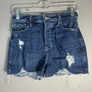 Hollister ultra high rise juniors shorts size 1